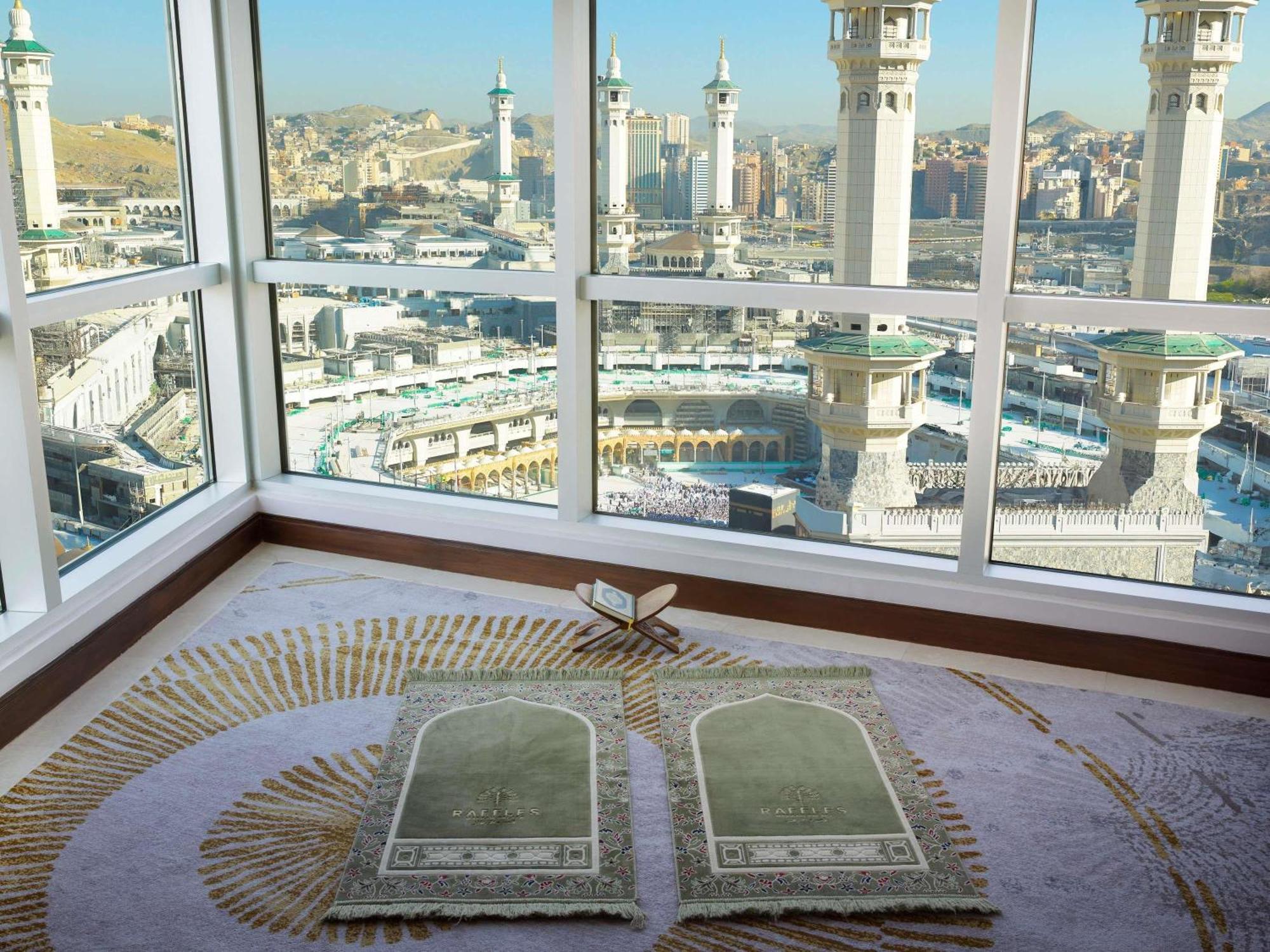 Raffles Makkah Palace Hotel 5*